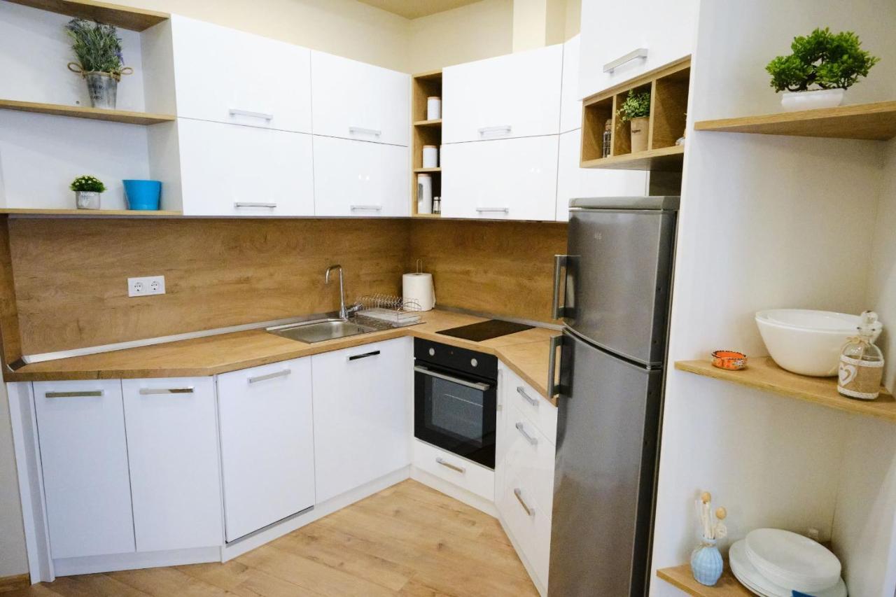 Luxury Nevena Apartment - Bogoridi Super Centre Бургас Экстерьер фото